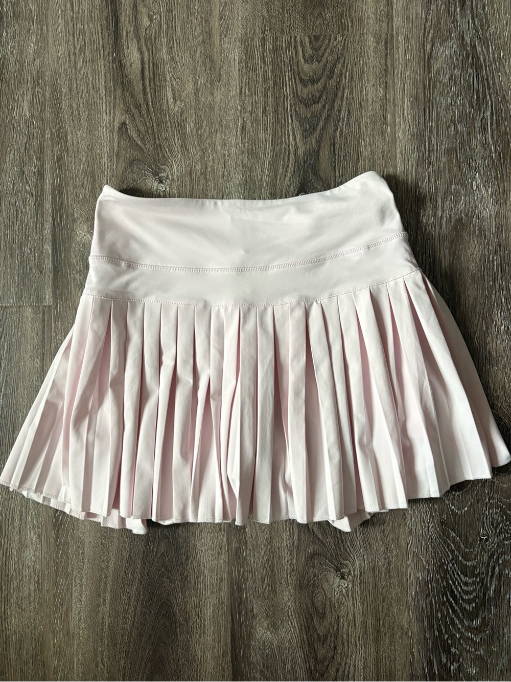 Gold Hinge Pleated Tennis Skirt Almond Blossom